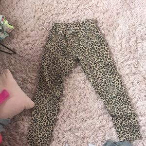 Leopard leggings